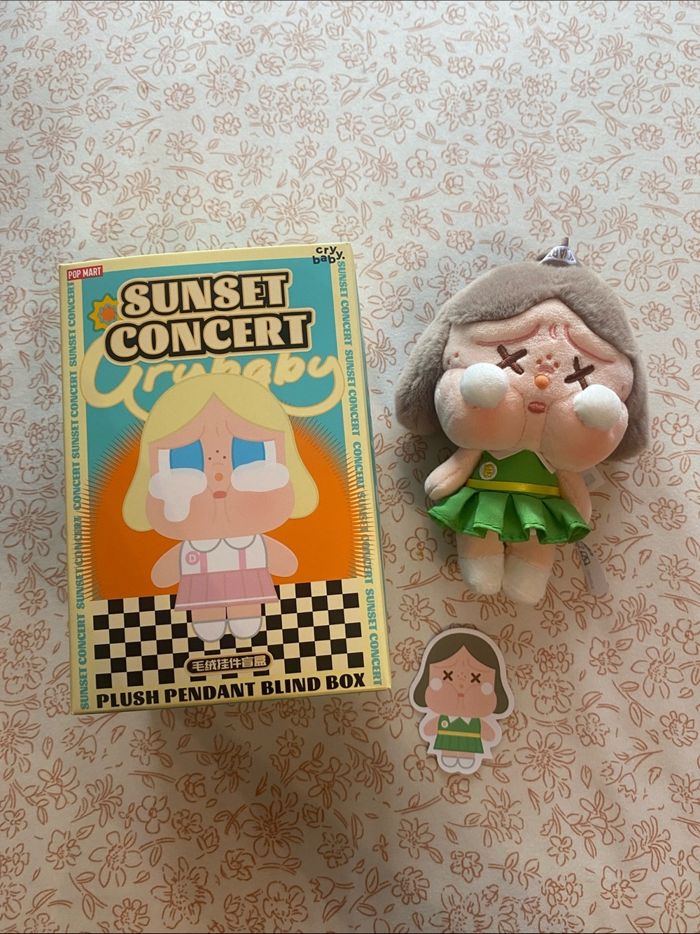 Popmart Cry Baby Sunset Concert Plush